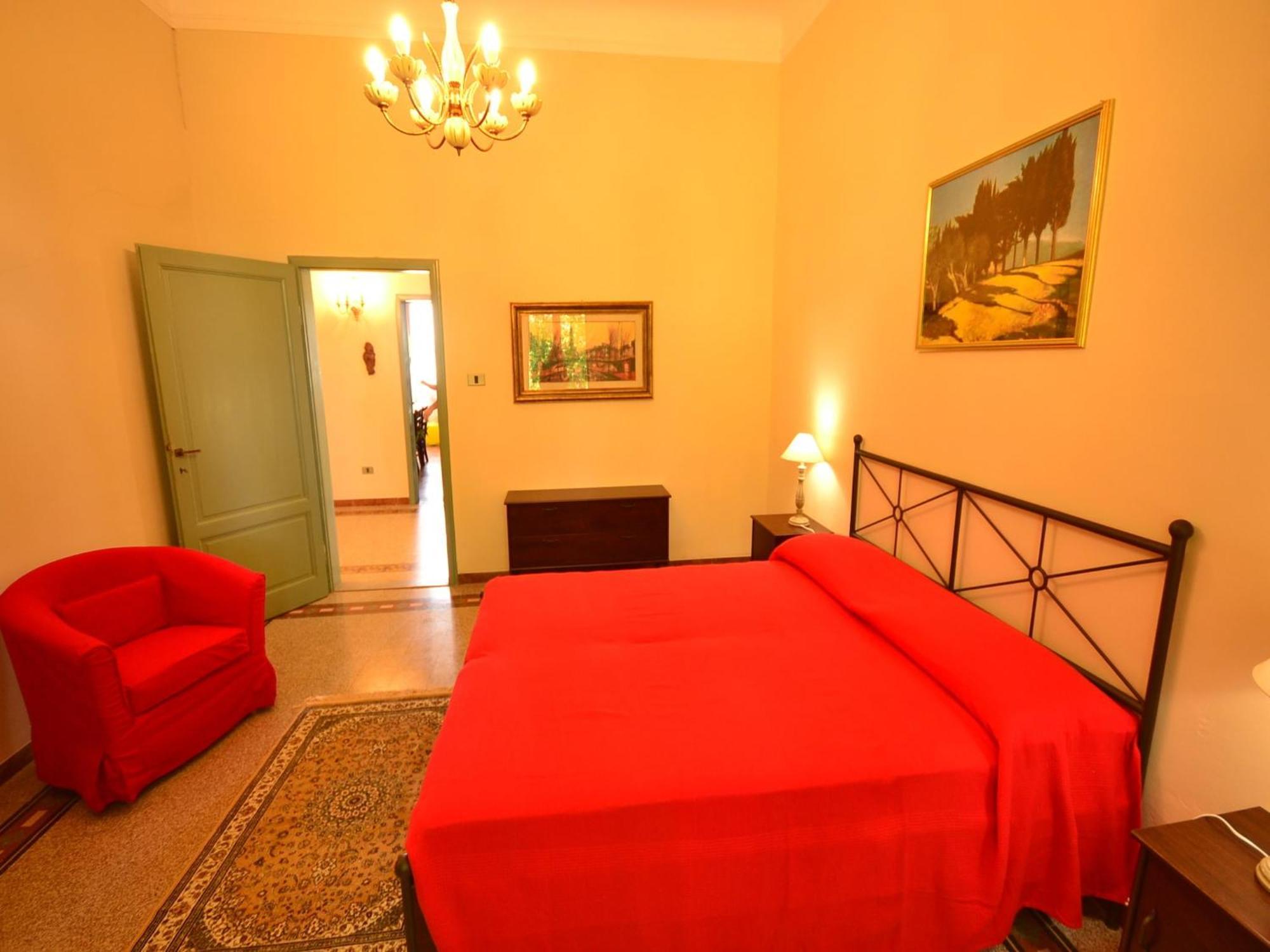 Lovely Holiday Home In Montefiridolfi With Hill View Exterior photo